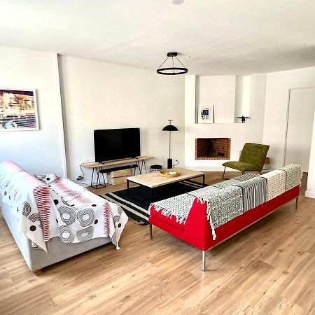 Superbe Appartement Avec Parking Ла Рошел Екстериор снимка