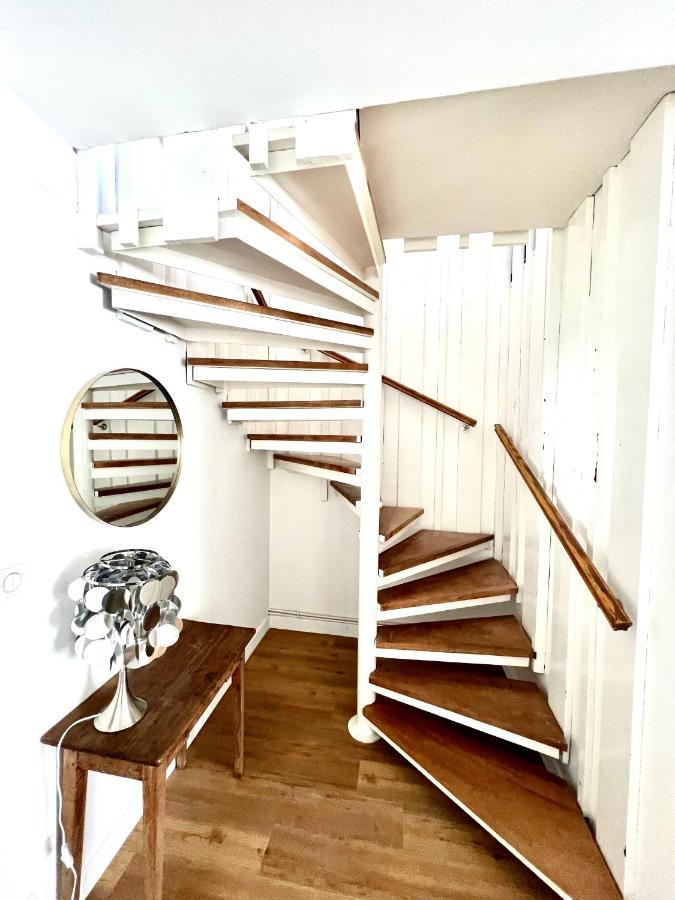 Superbe Appartement Avec Parking Ла Рошел Екстериор снимка